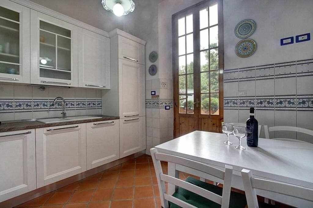 Santa Croce Elegant With Garage Appartement Florence Buitenkant foto