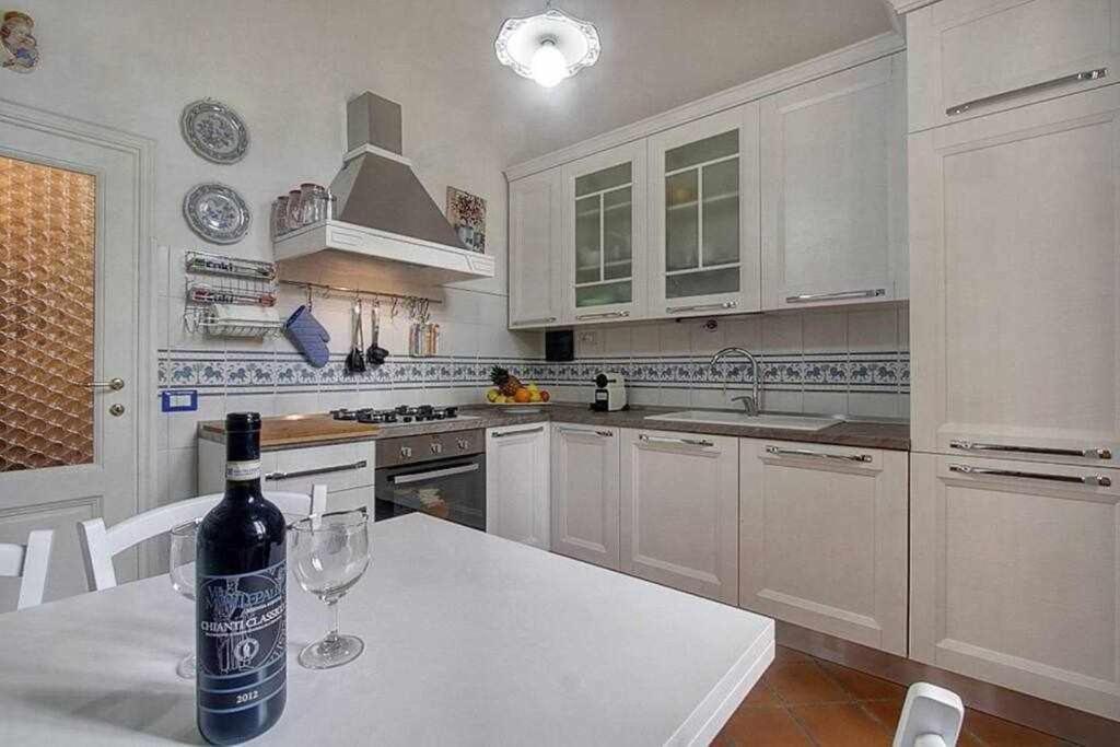 Santa Croce Elegant With Garage Appartement Florence Buitenkant foto