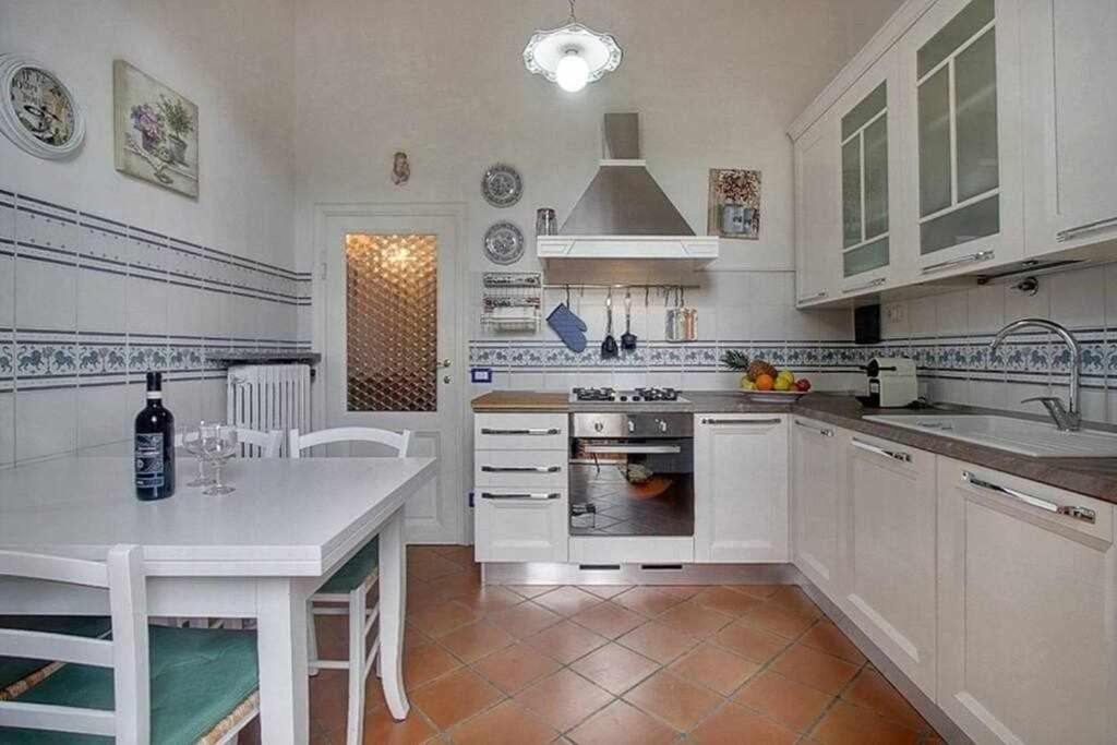Santa Croce Elegant With Garage Appartement Florence Buitenkant foto